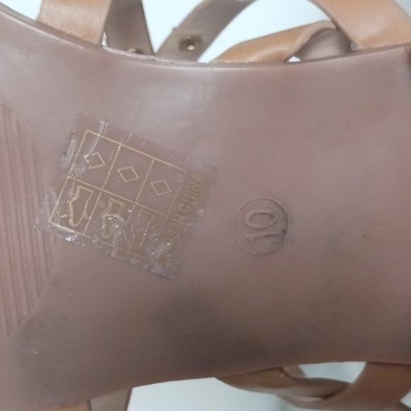 Vintage Havana Flat Strappy Star Stud Sandals,  Size 10 - Picture 5 of 10